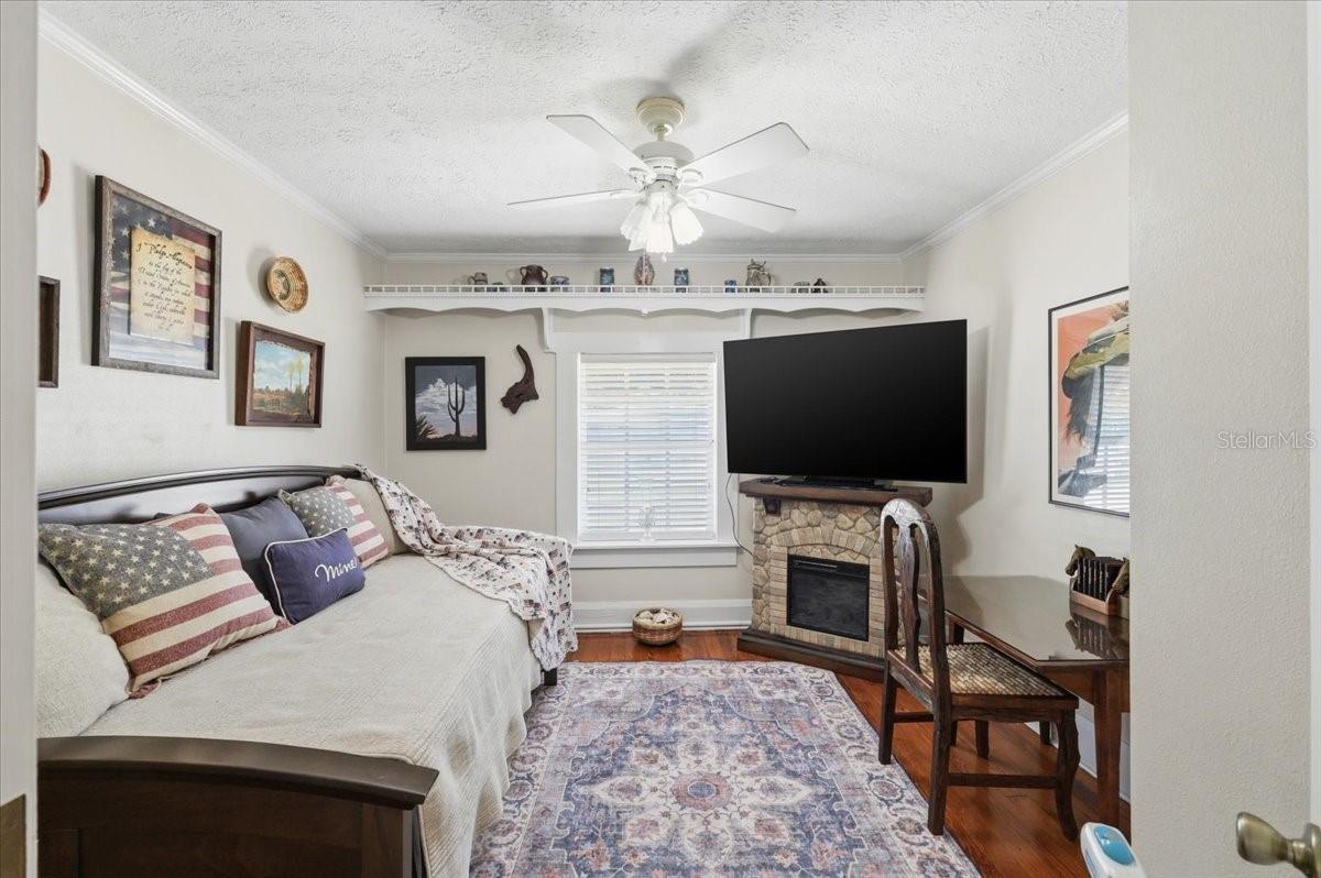 NO SUBDIVISION - Residential