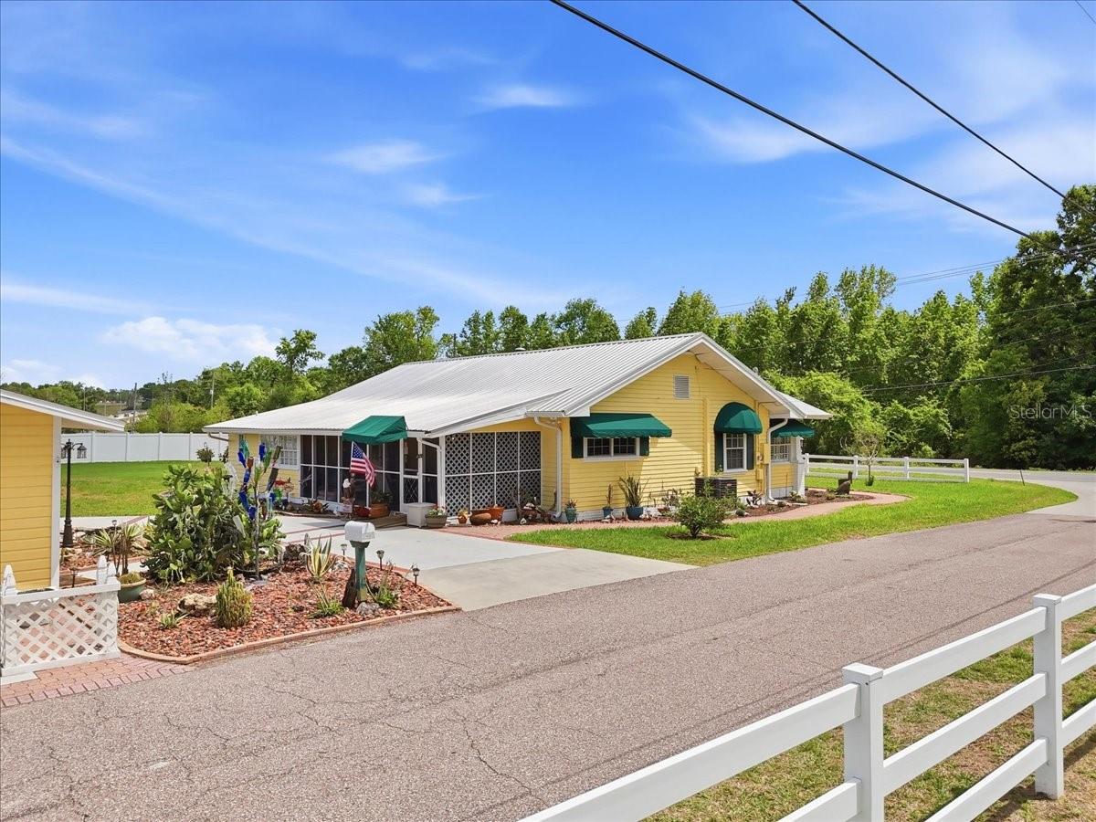 NO SUBDIVISION - Residential