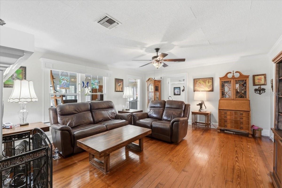 NO SUBDIVISION - Residential