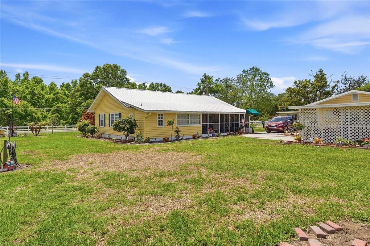 NO SUBDIVISION - Residential