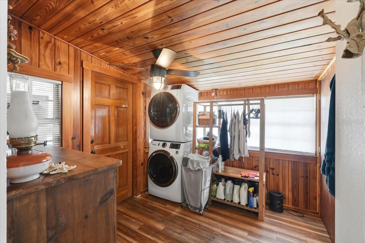 NO SUBDIVISION - Residential