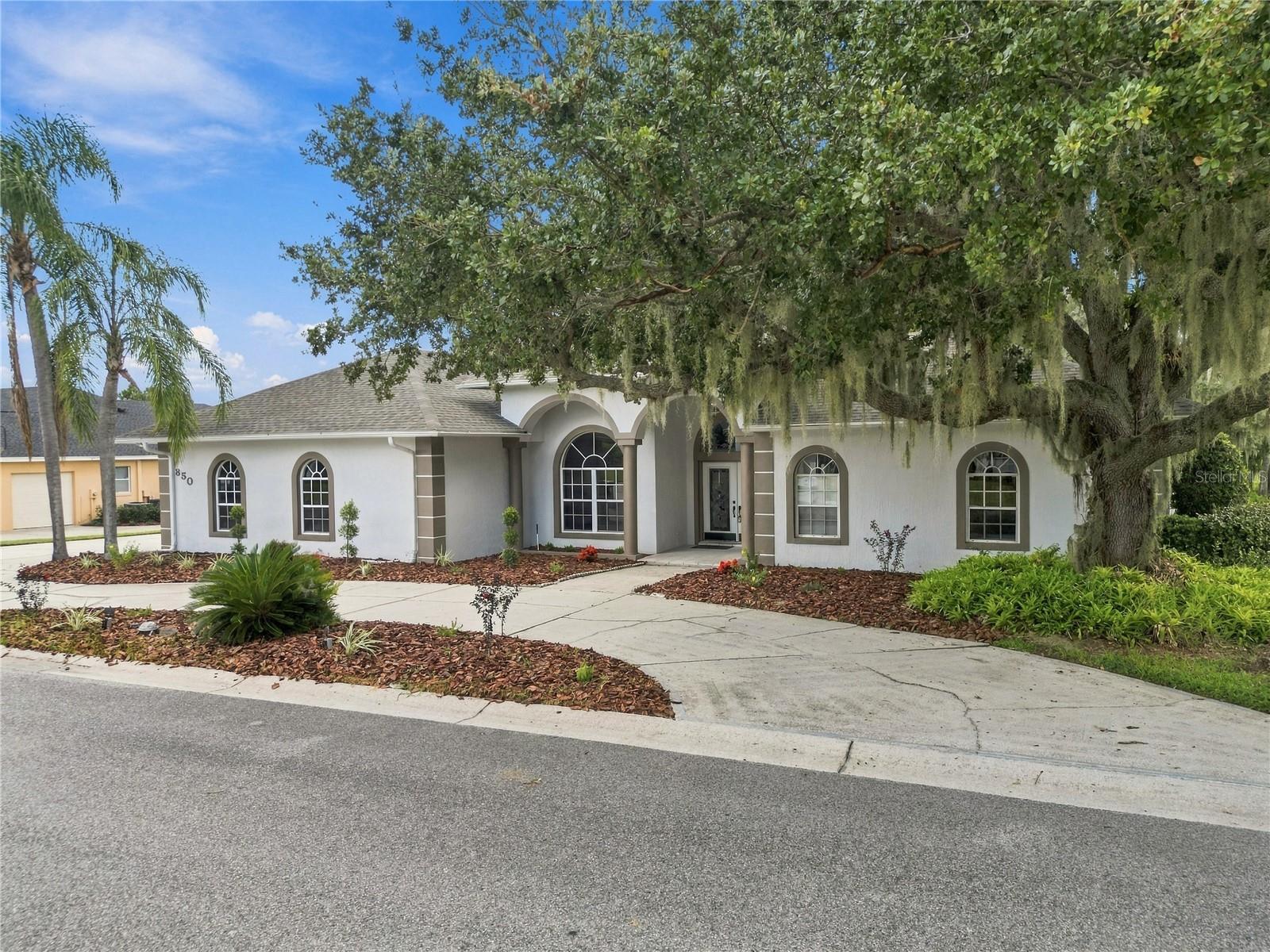 850 HANOVER WAY