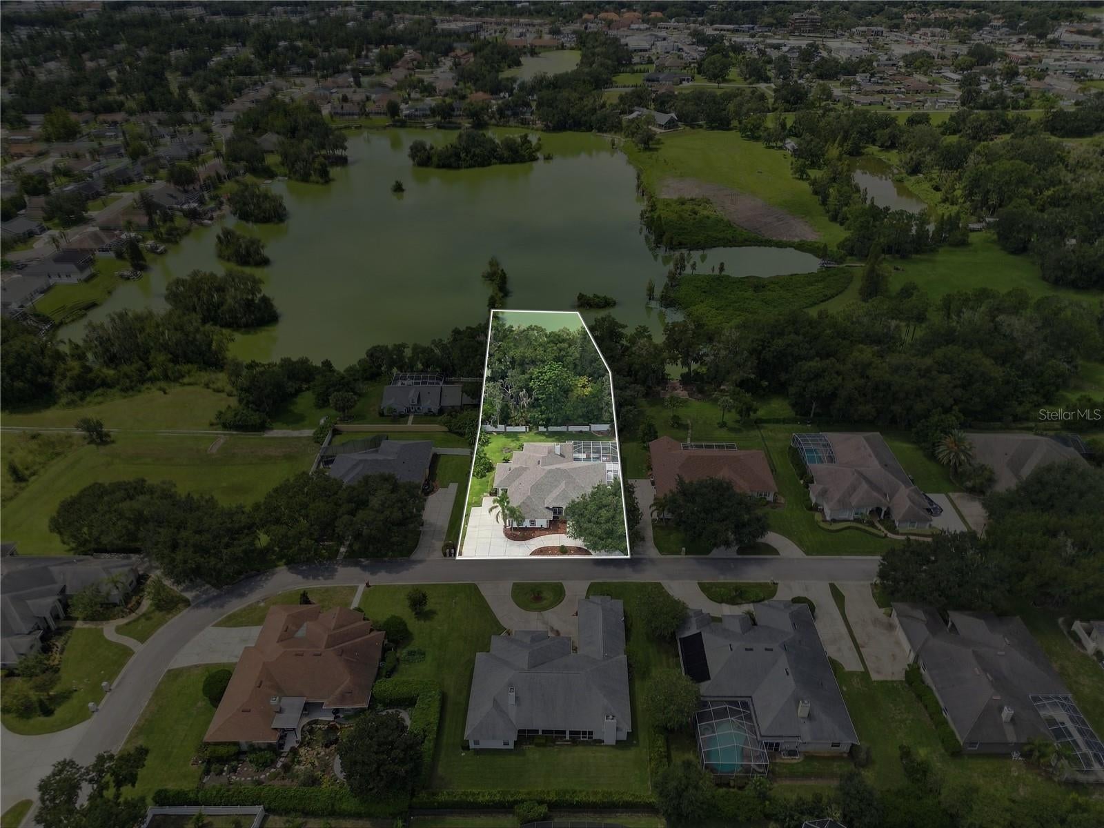 850 HANOVER WAY