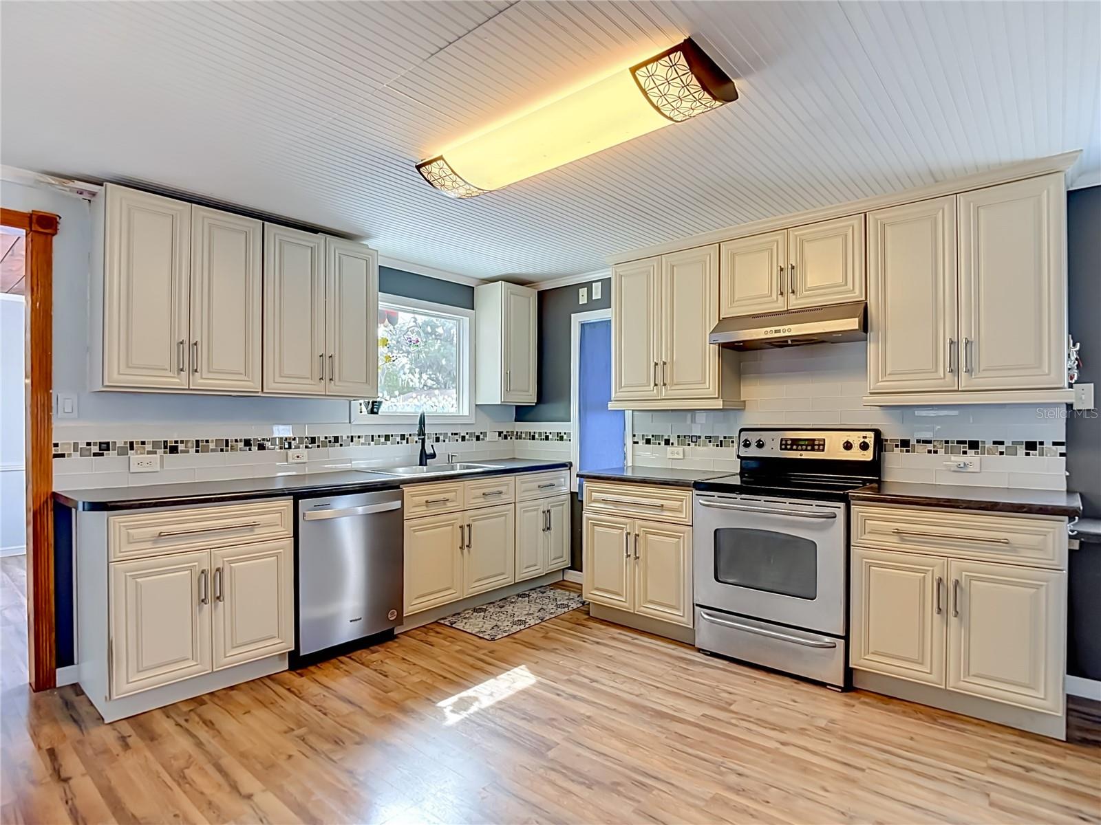 CITY ZEPHYRHILLS - Residential