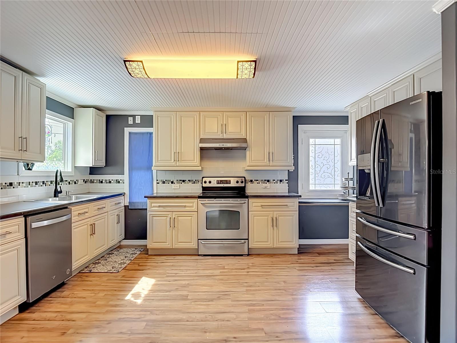 CITY ZEPHYRHILLS - Residential