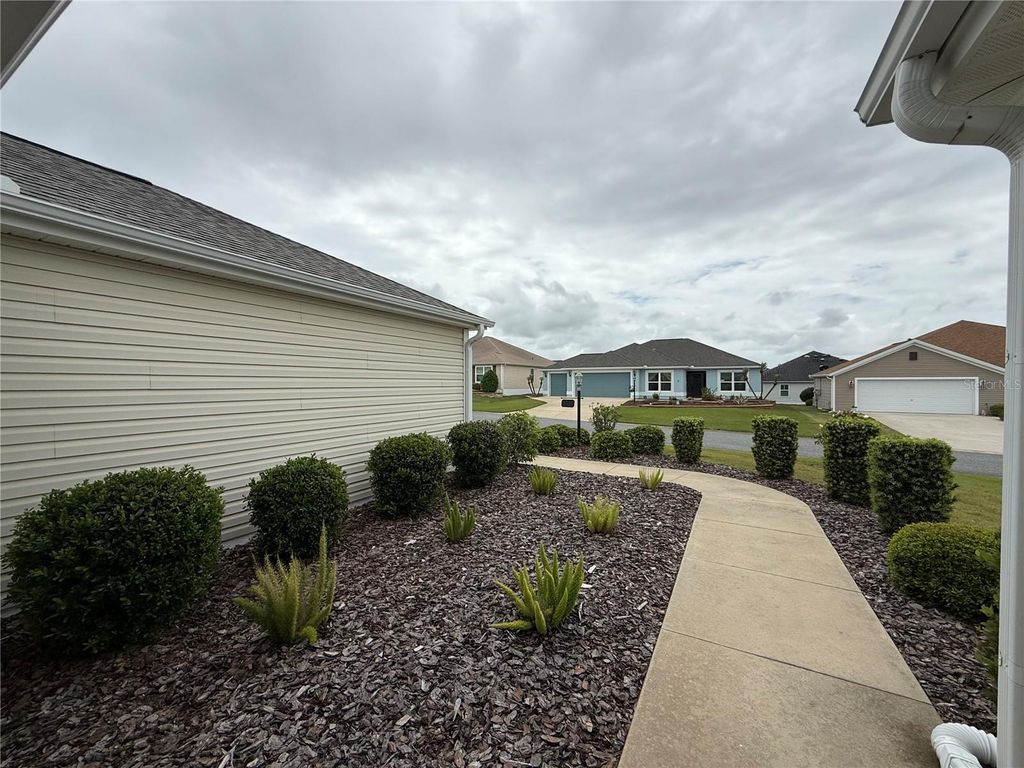 Photo of 3135 Burns Drive, The Villages, FL 32163 (MLS # G5110838)