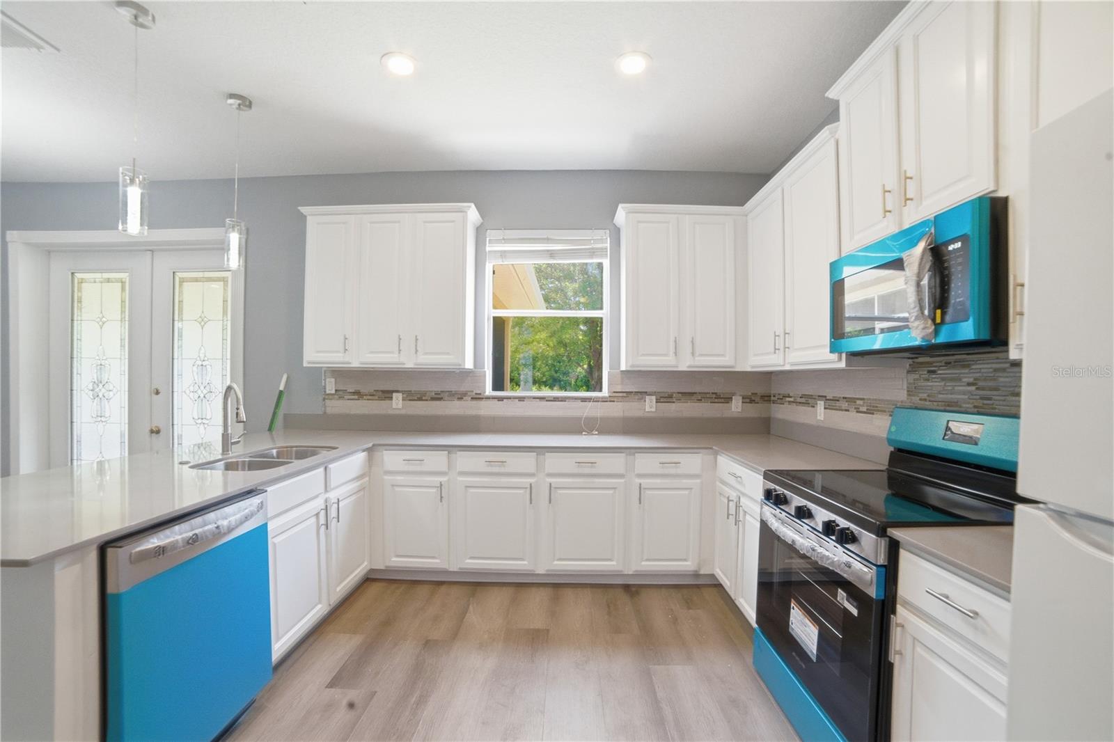 SPRING CREEK - Residential