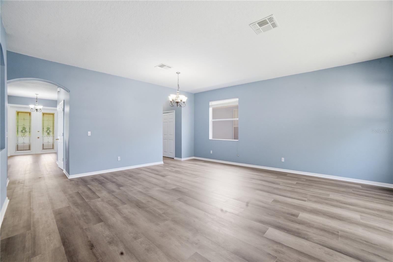SPRING CREEK - Residential