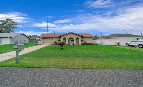 Tiny photo for 4870 SW 147th Loop, Ocala, FL 34473 (MLS # OM733178)