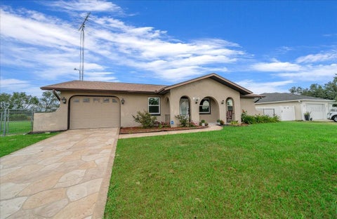 Tiny photo for 4870 SW 147th Loop, Ocala, FL 34473 (MLS # OM733178)
