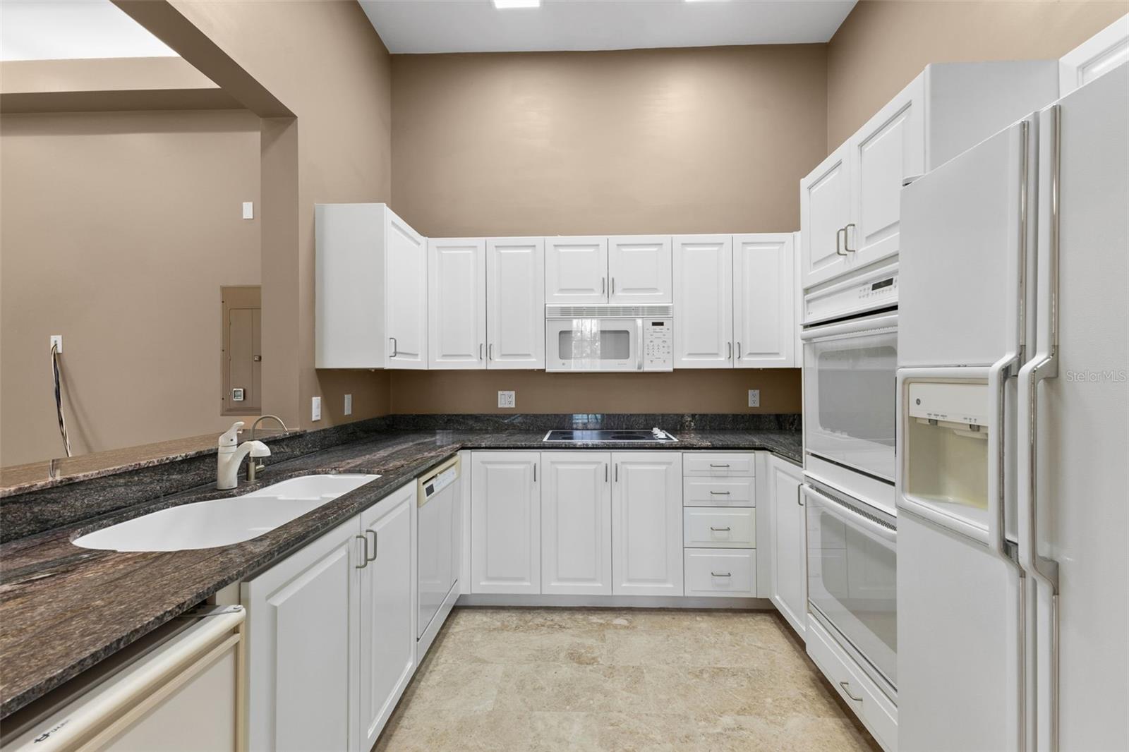 AVILA UNIT 7 - Residential