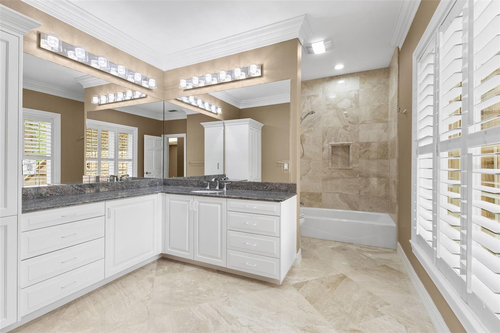 AVILA UNIT 7 - Residential