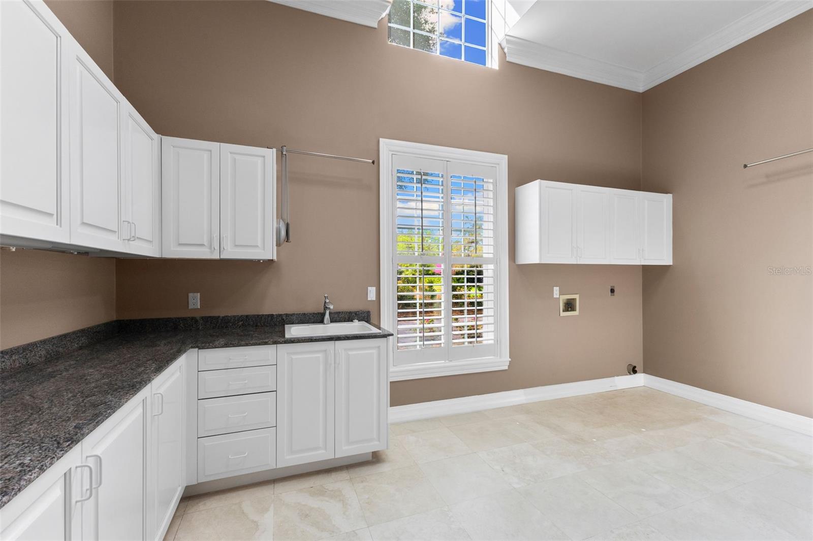 AVILA UNIT 7 - Residential