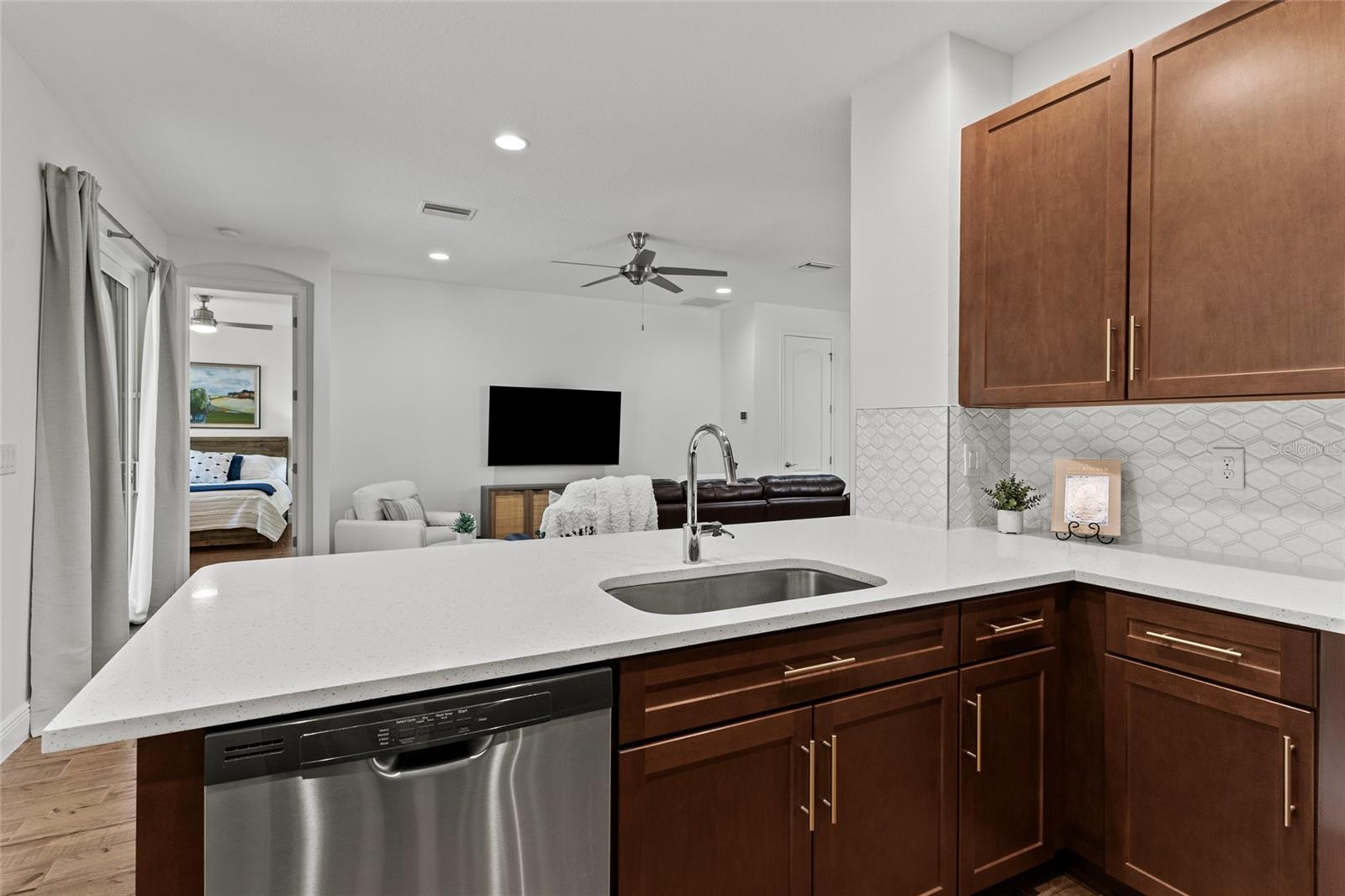 LAKESHORE RANCH PH I - Residential