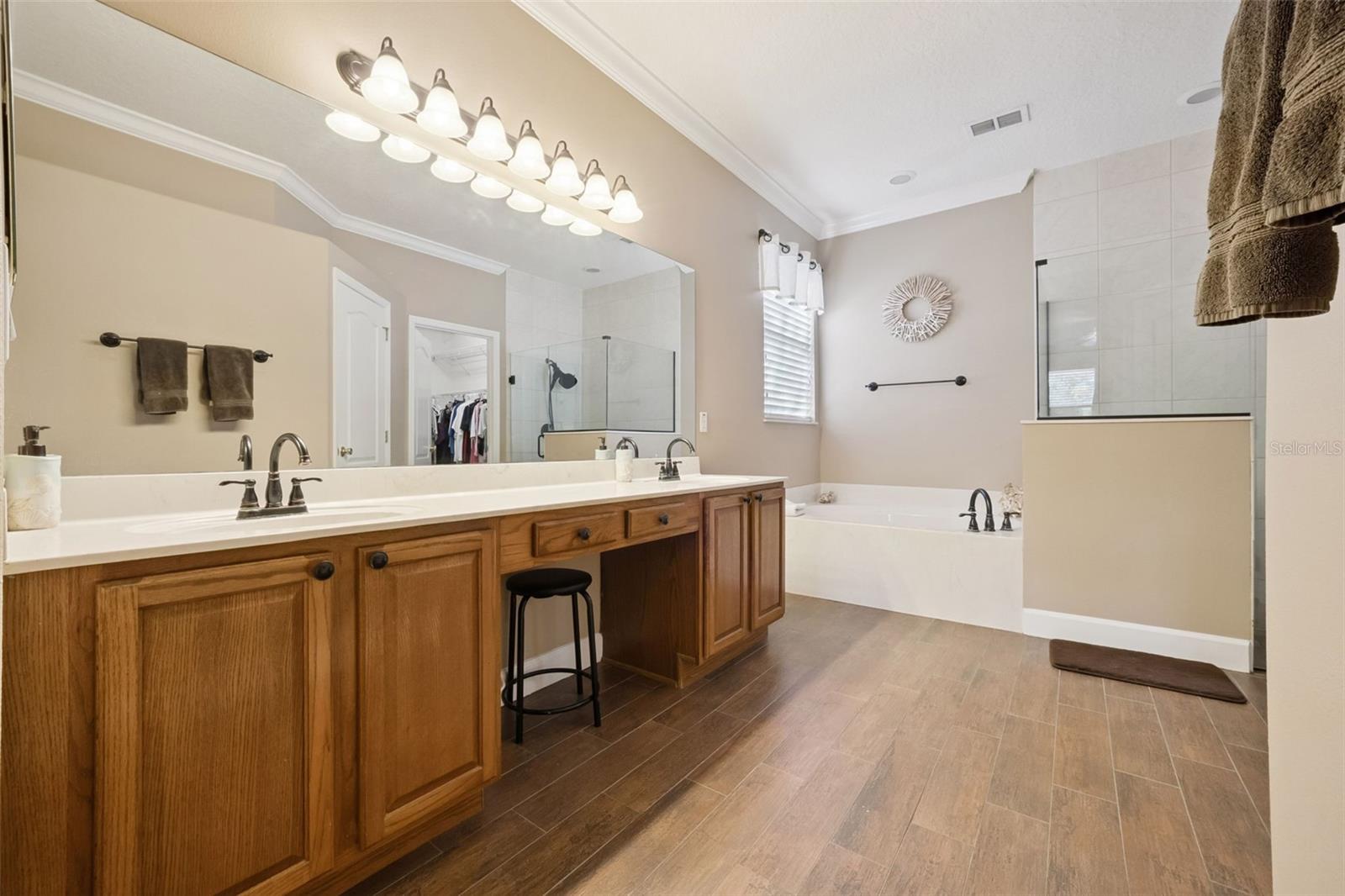 LIVE OAK RESERVE UNIT ONE - Residential