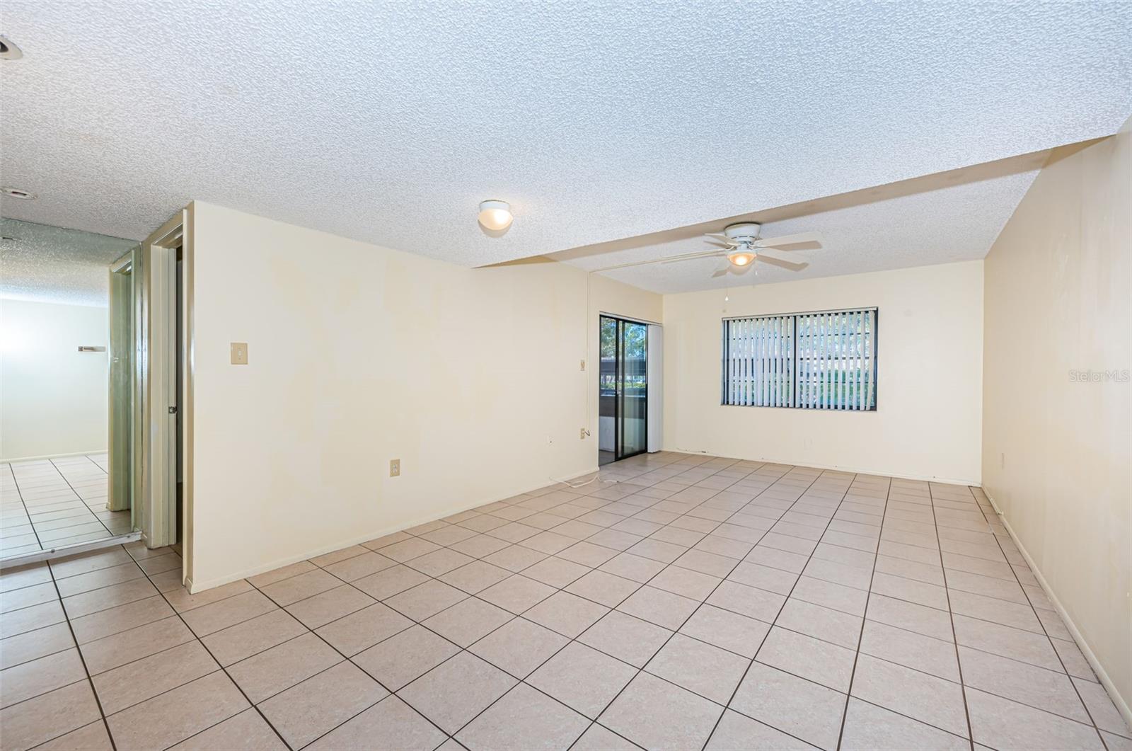 INVERNESS CONDO III PHASE I UNIT 6019 - Residential