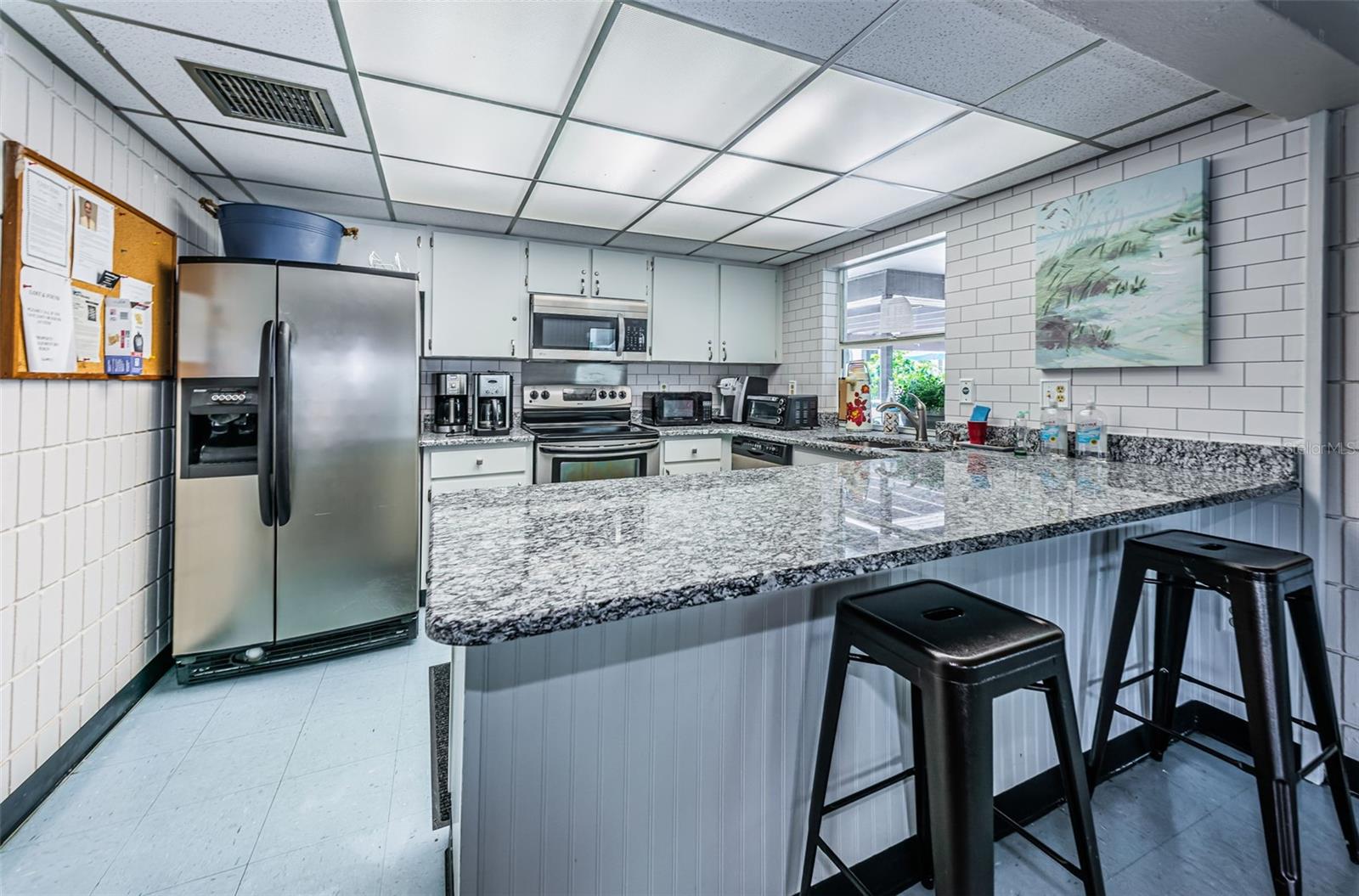 INVERNESS CONDO III PHASE I UNIT 6019 - Residential