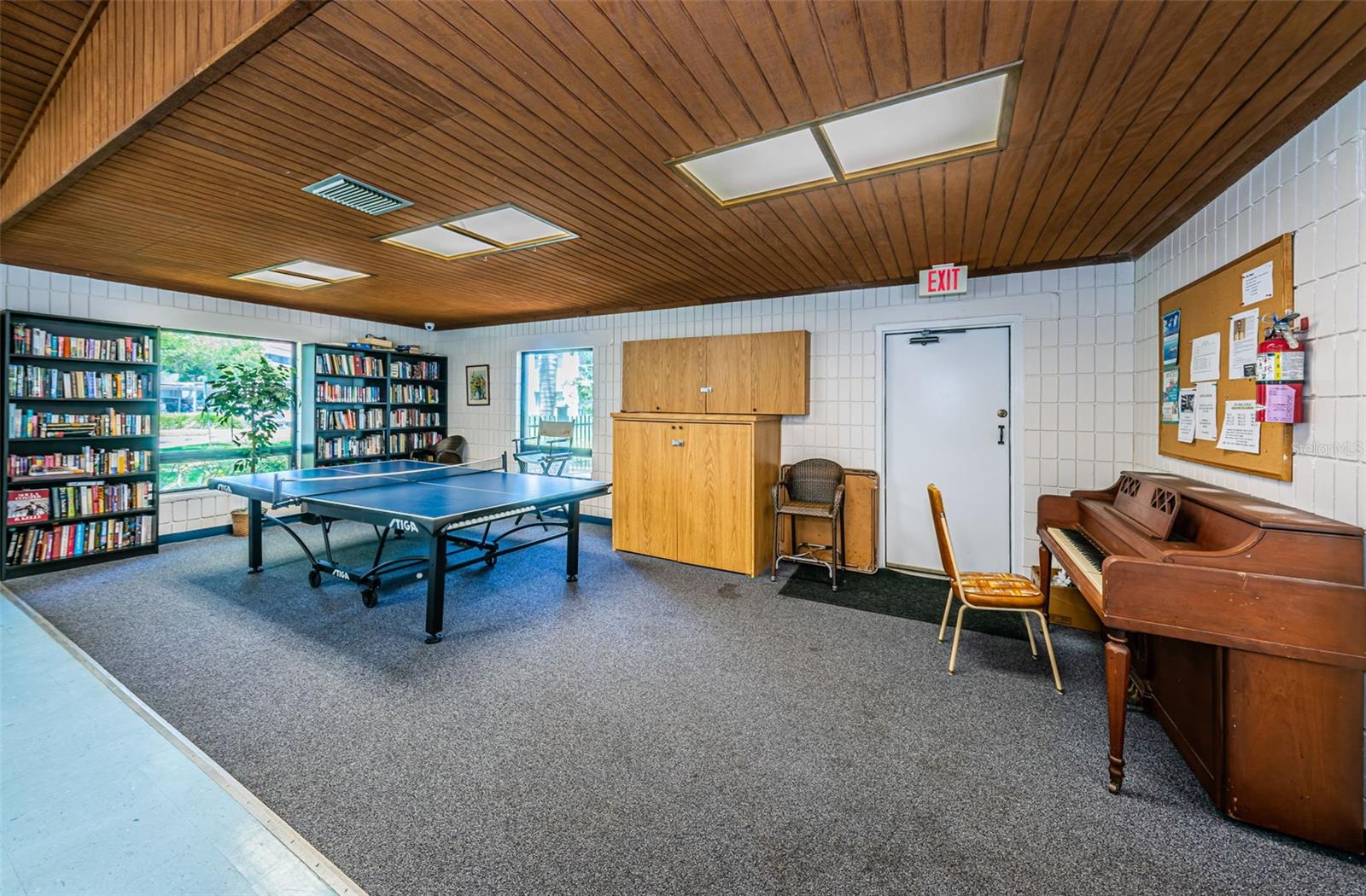 INVERNESS CONDO III PHASE I UNIT 6019 - Residential