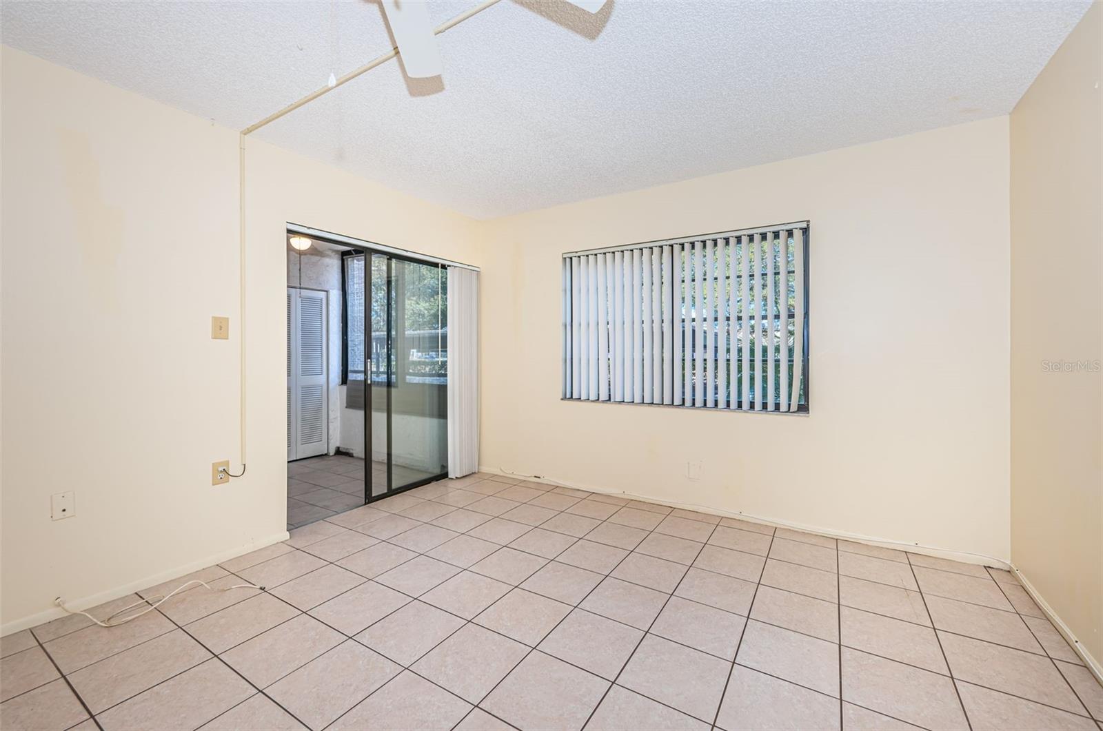 INVERNESS CONDO III PHASE I UNIT 6019 - Residential