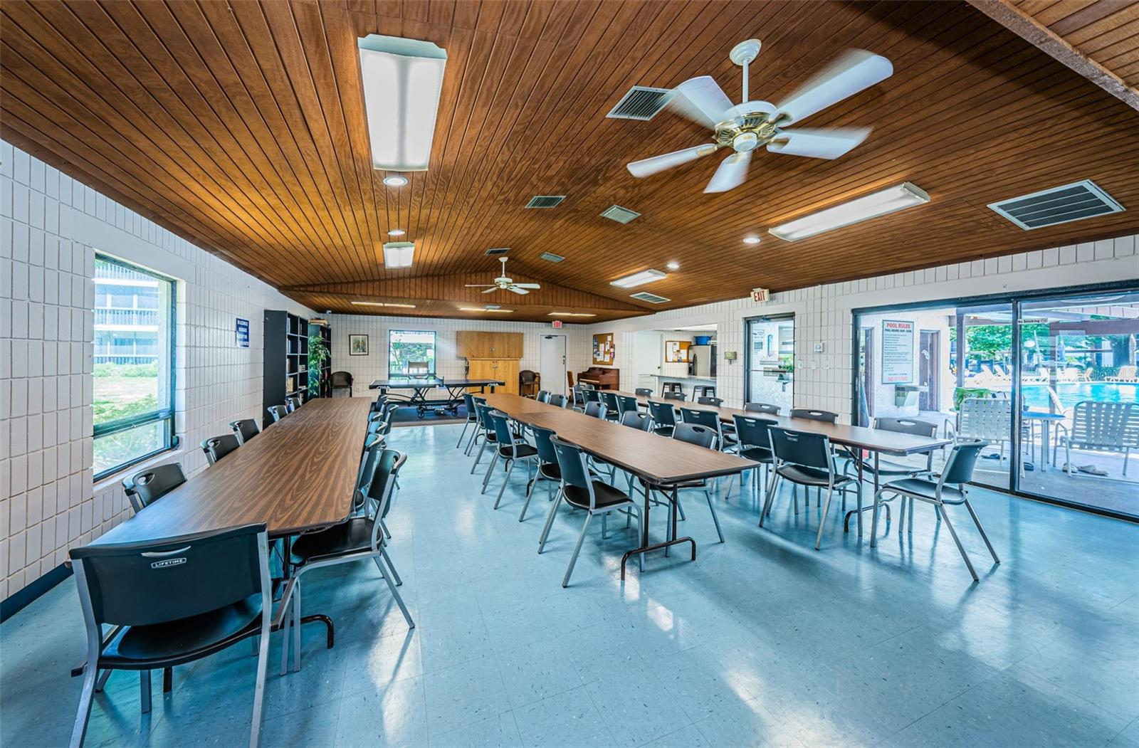 INVERNESS CONDO III PHASE I UNIT 6019 - Residential