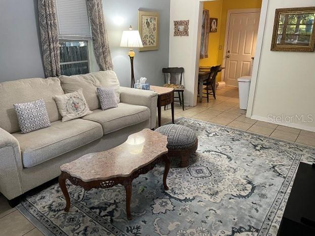 ALACHUA WOOLEYS ADD - Residential Lease