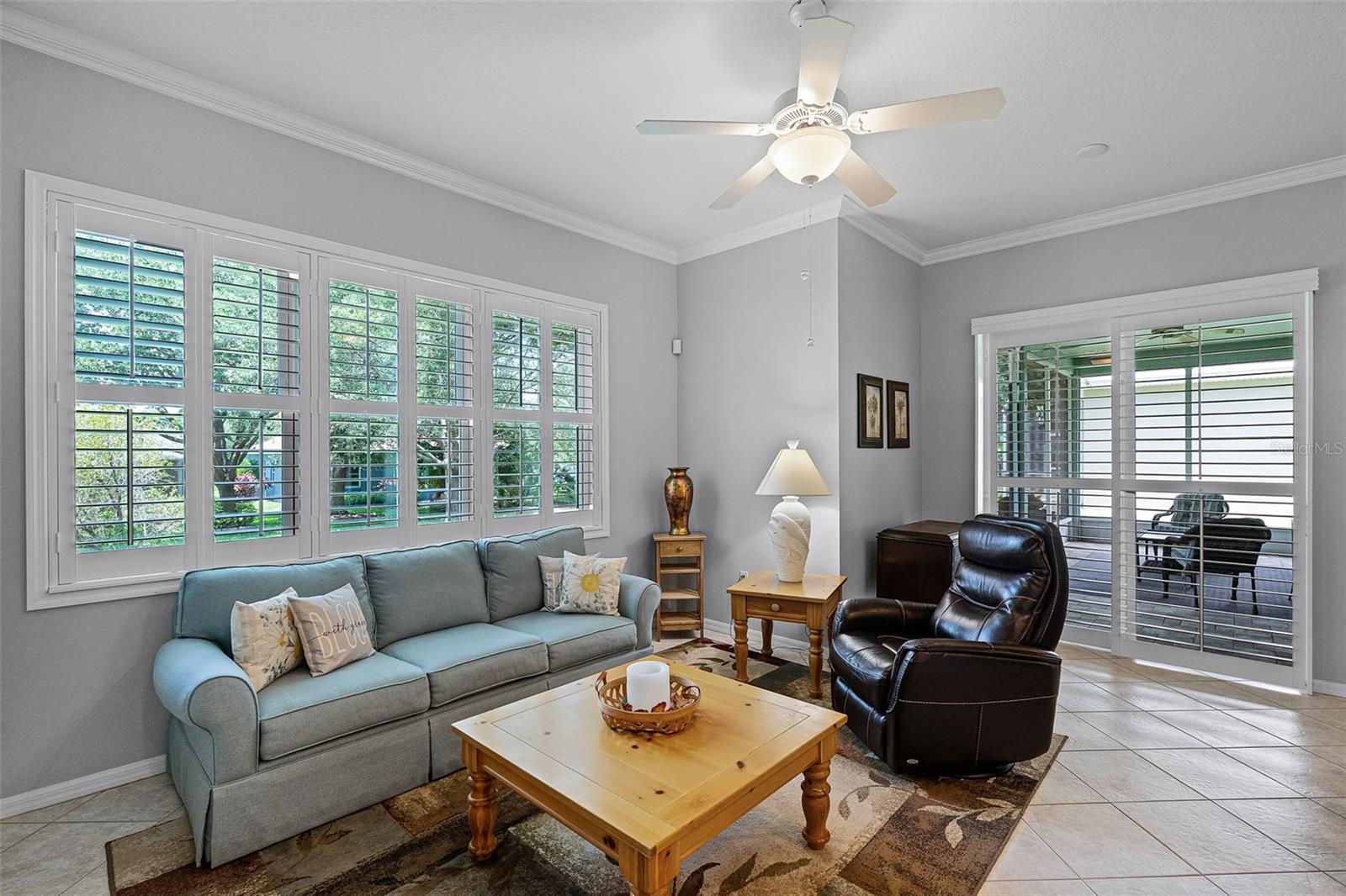 1124 HIDDEN BLUFF
