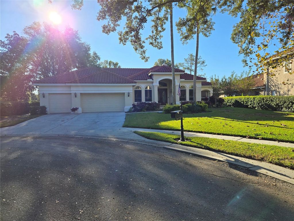 Photo of 9127 Woodridge Run Drive, Tampa, FL 33647 (MLS # TB8387817)
