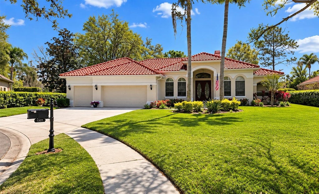 Photo of 9127 Woodridge Run Drive, Tampa, FL 33647 (MLS # TB8387817)