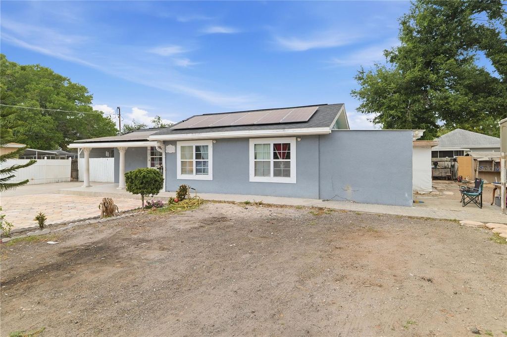 Photo of 1309 W Arctic Street, Tampa, FL 33604 (MLS # TB8509343)