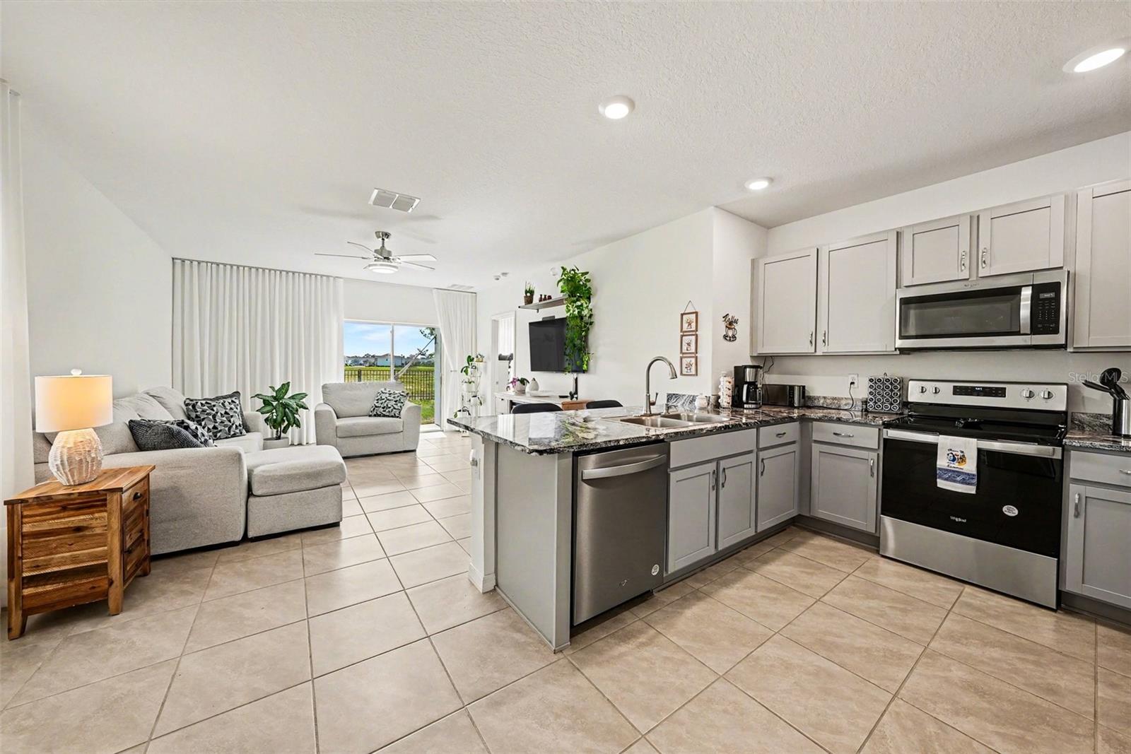 AVALON PARK WEST-NORTH PH 2 4 5 - Residential