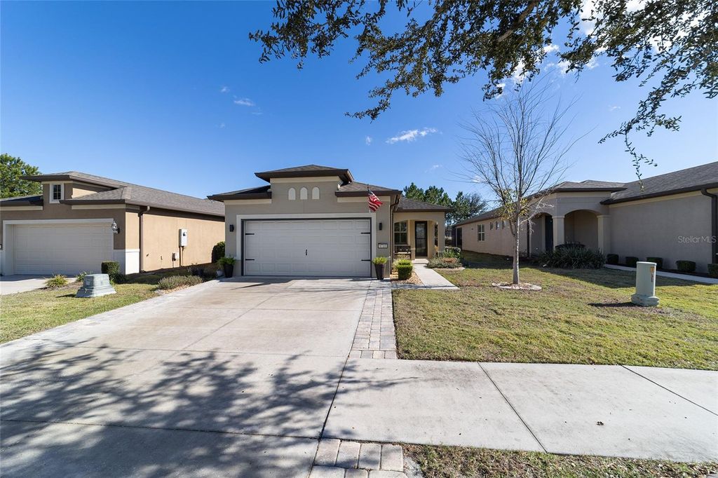 Photo of 9710 SW 76th Lane Road, Ocala, FL 34481 (MLS # OM716423)