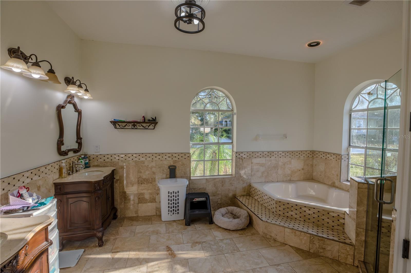 MARKHAM MEADOWS - Residential