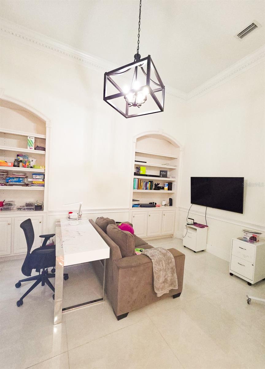 MARKHAM MEADOWS - Residential