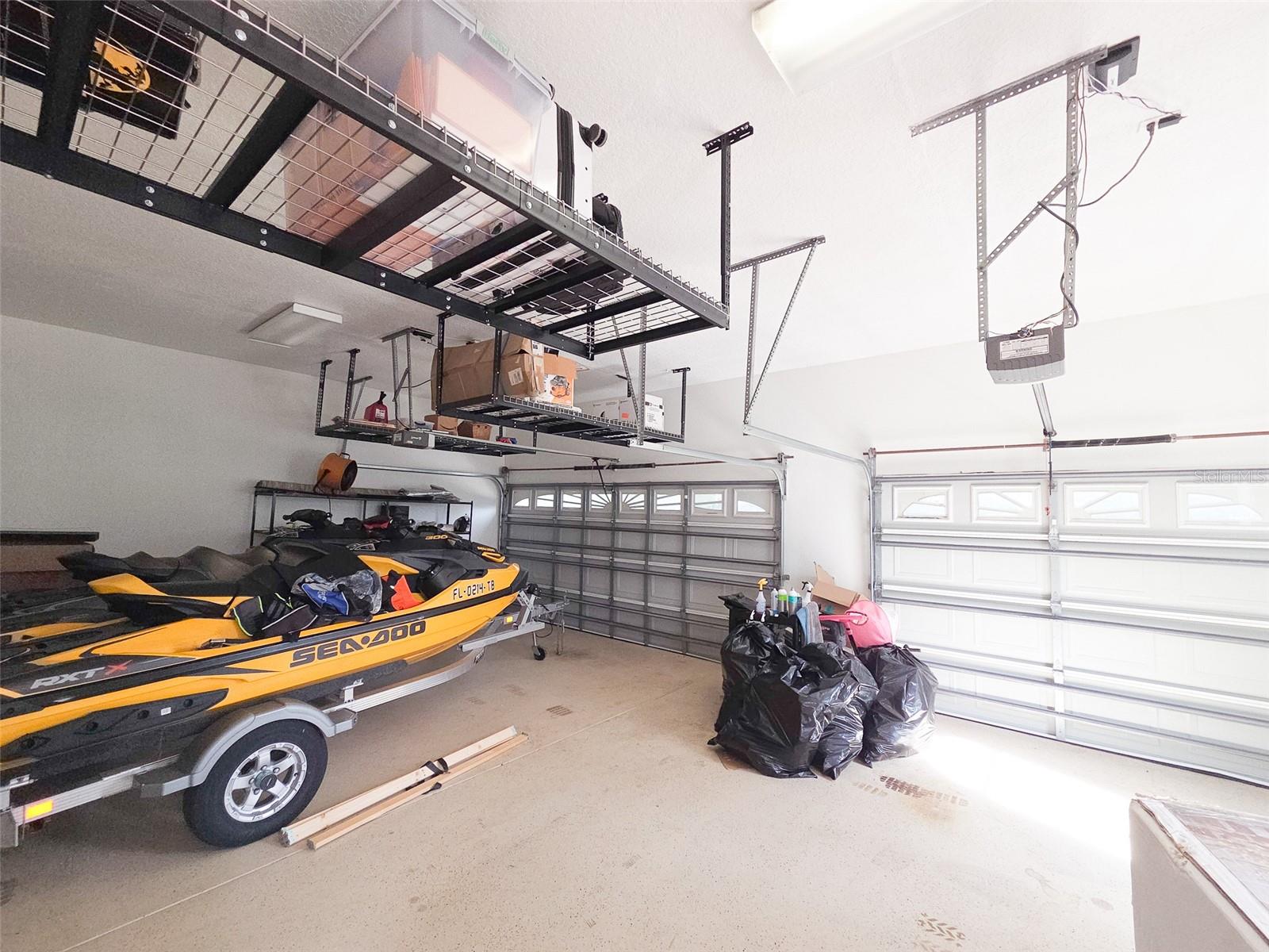 MARKHAM MEADOWS - Residential