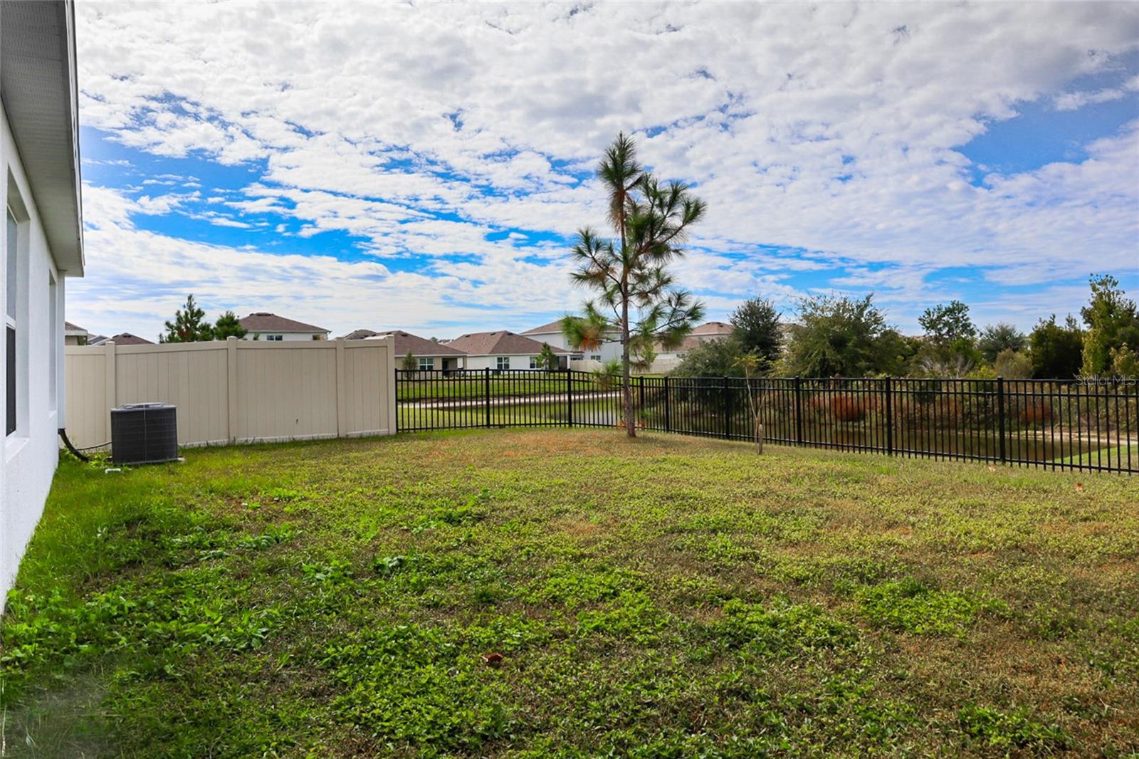 ASHBERRY VILLAGE PH 1 - Residential