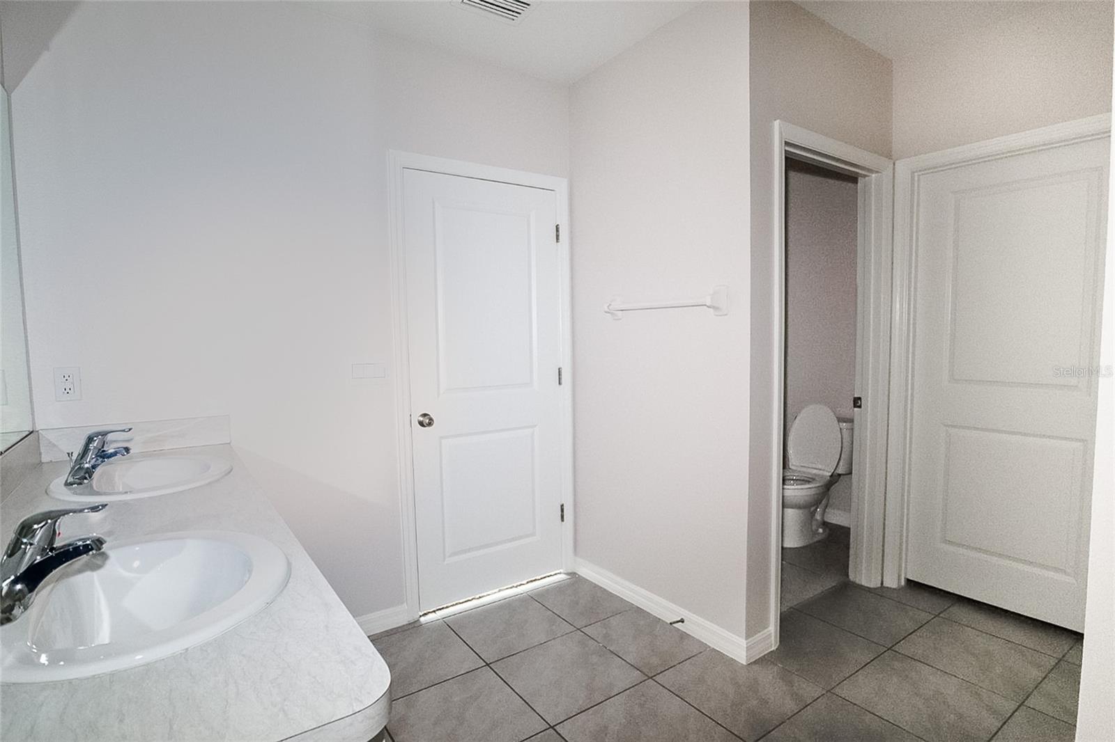 ASHBERRY VILLAGE PH 1 - Residential