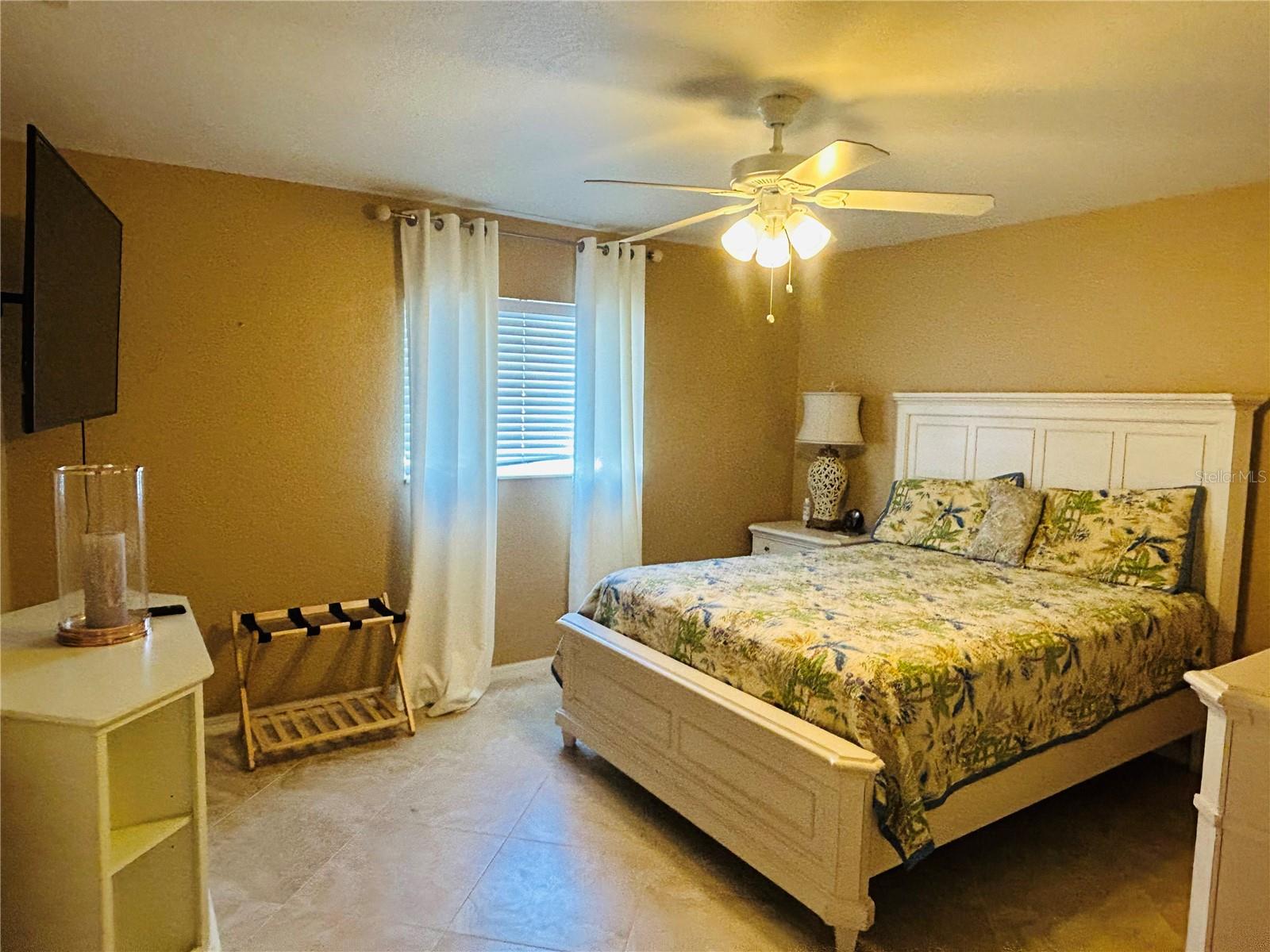 PELICAN - Residential