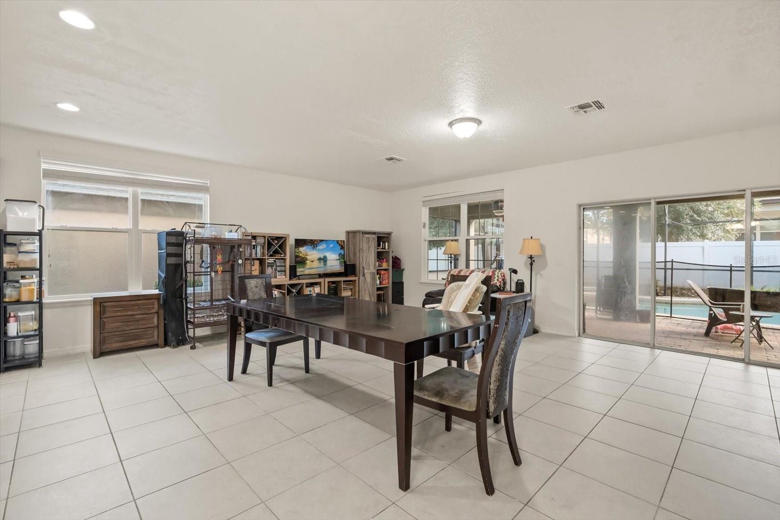 DALES/WEST HAVEN - Residential