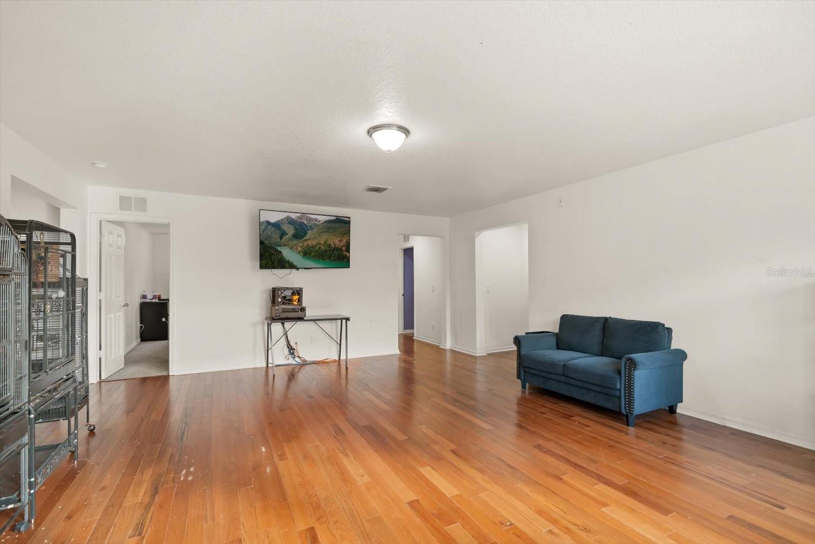 DALES/WEST HAVEN - Residential