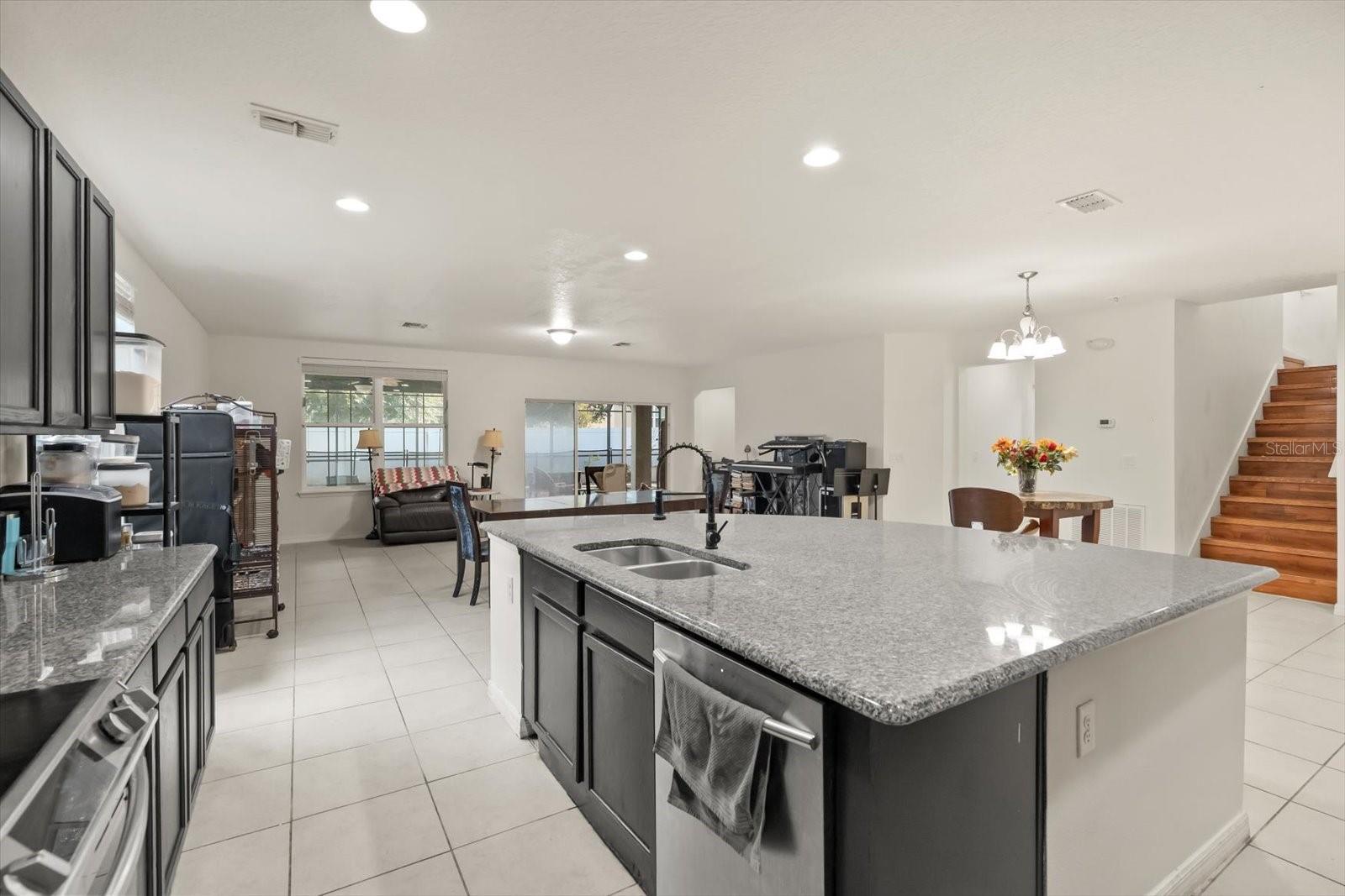 DALES/WEST HAVEN - Residential