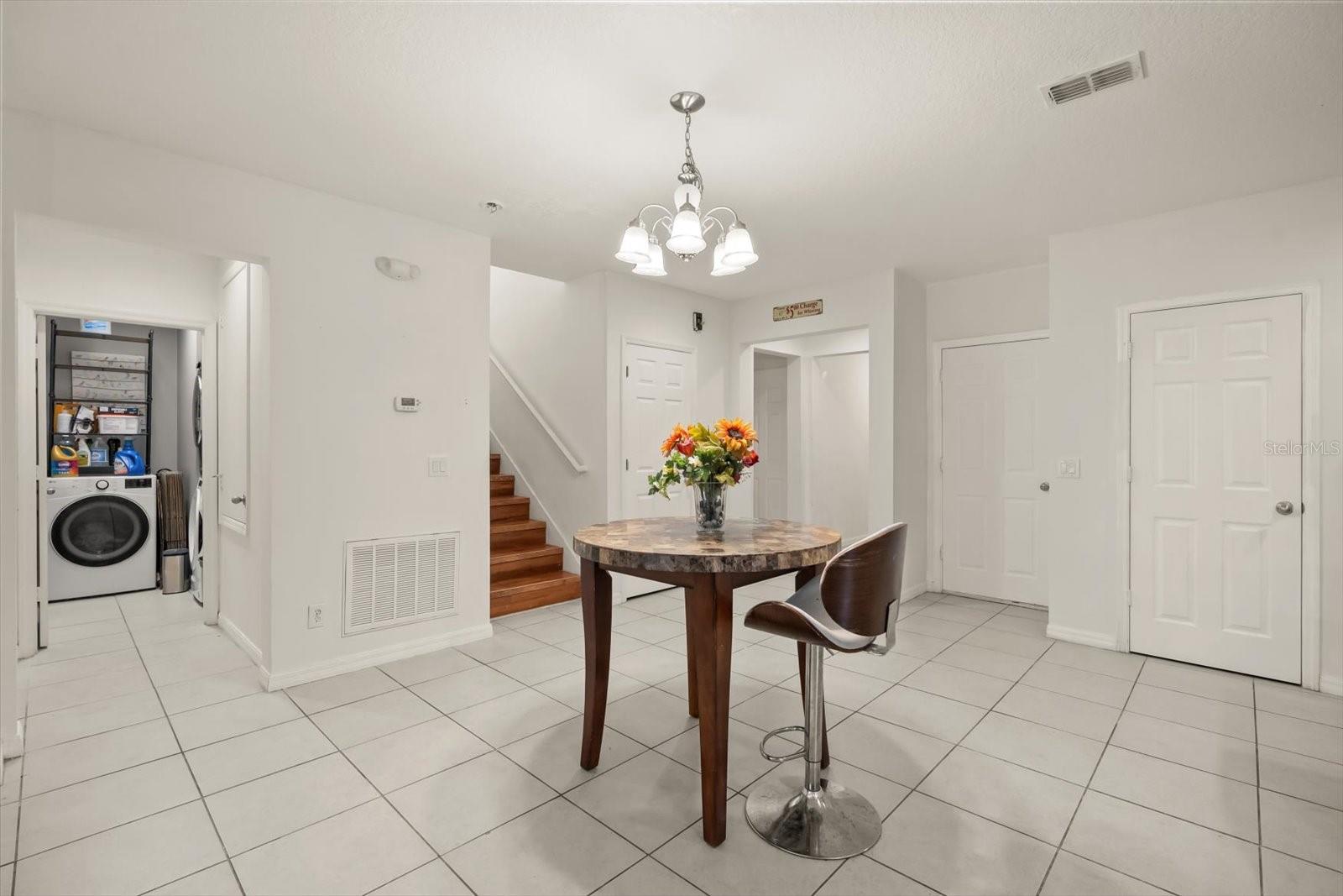 DALES/WEST HAVEN - Residential