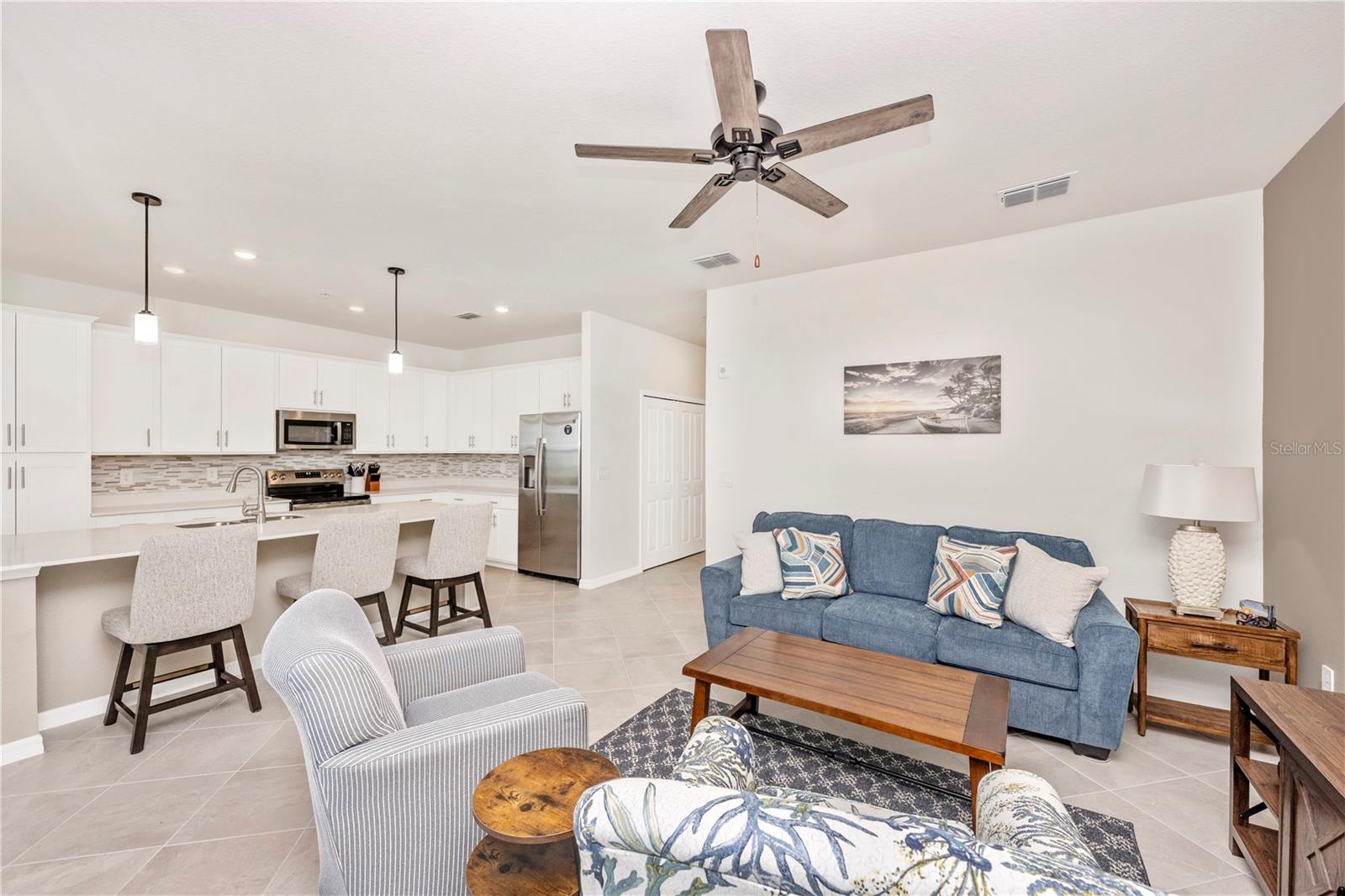 WELLEN PARK GOLF & COUNTRY CLUB - Residential Lease