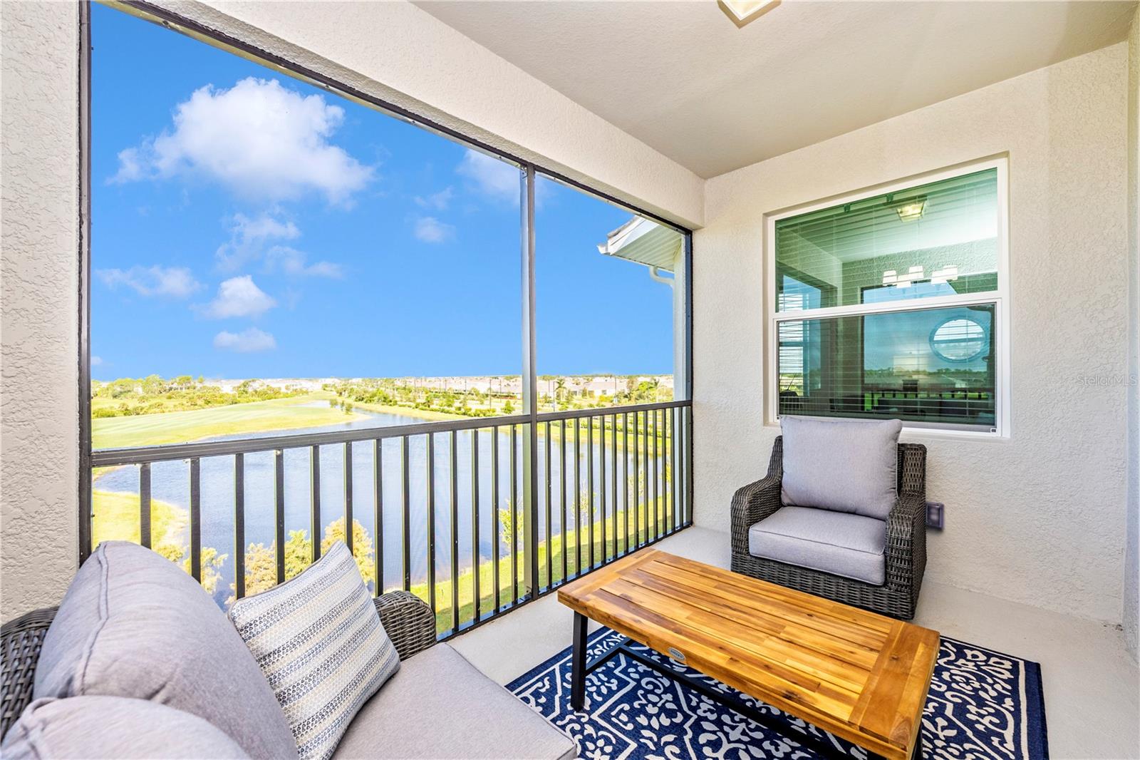WELLEN PARK GOLF & COUNTRY CLUB - Residential Lease