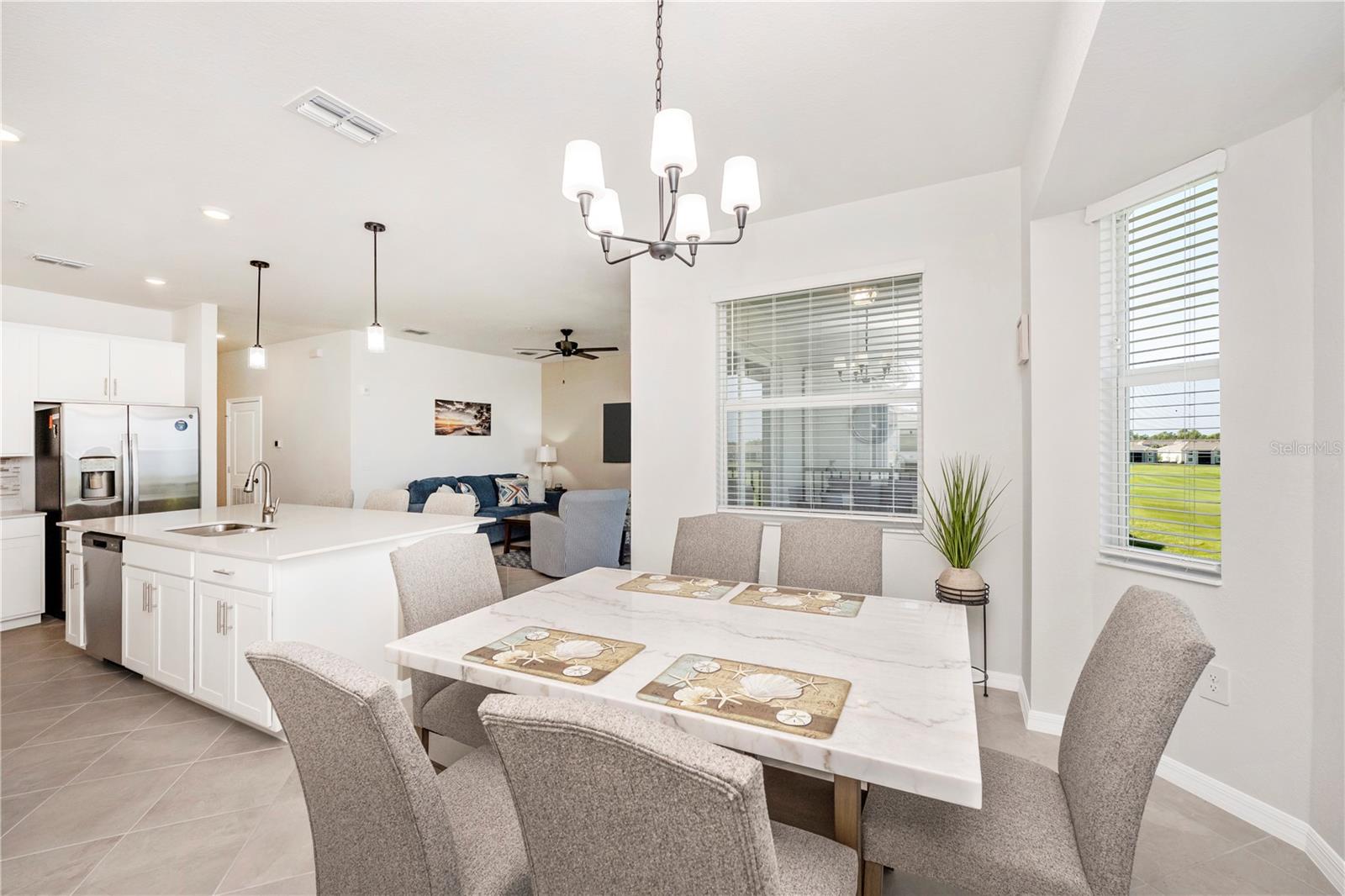 WELLEN PARK GOLF & COUNTRY CLUB - Residential Lease