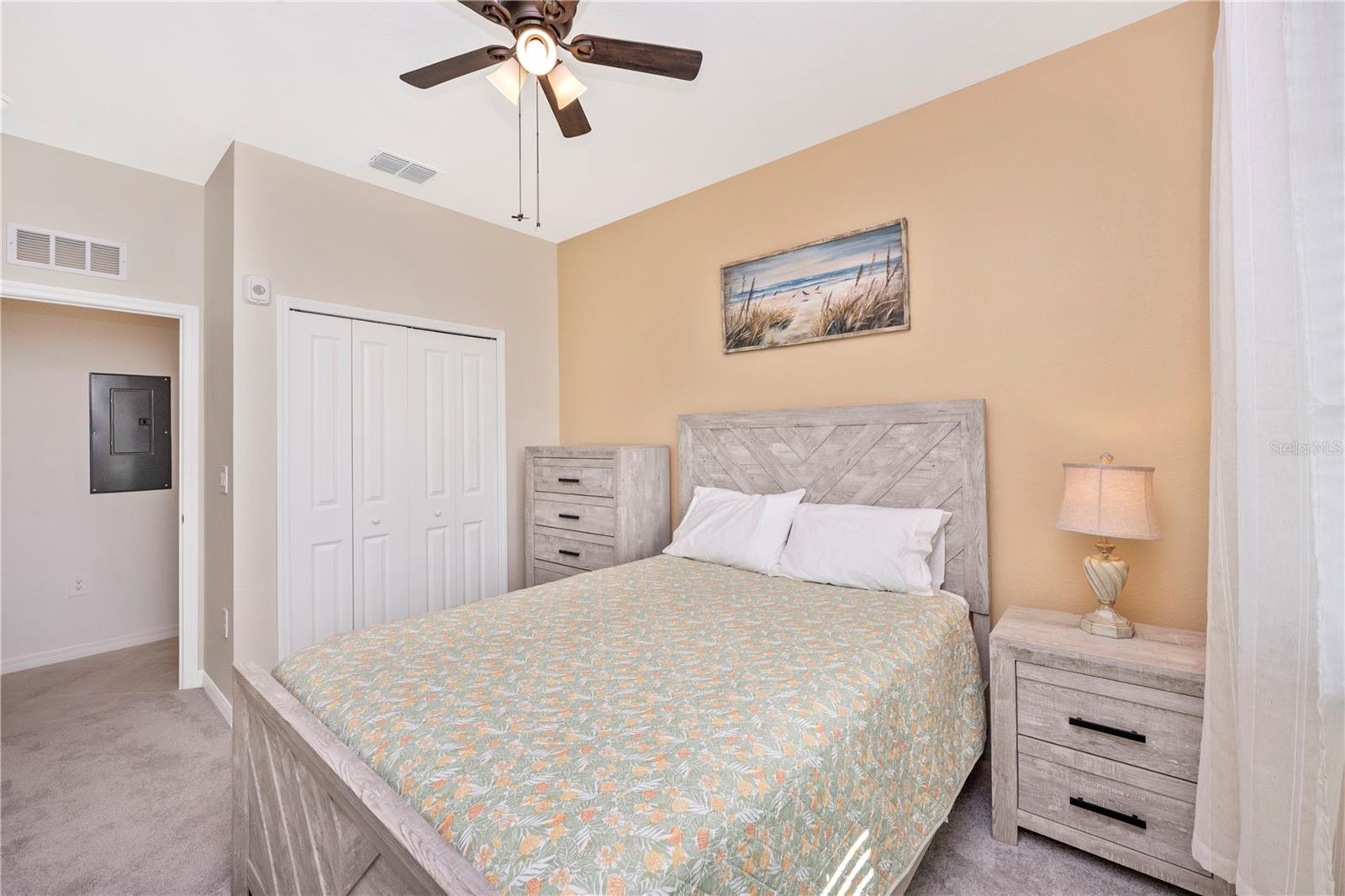 WELLEN PARK GOLF & COUNTRY CLUB - Residential Lease