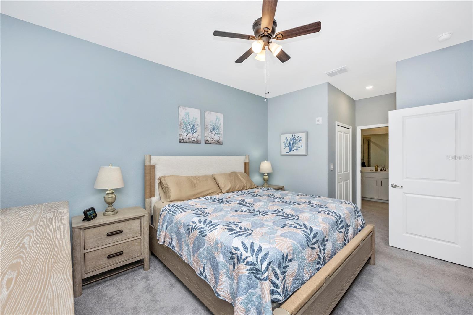 WELLEN PARK GOLF & COUNTRY CLUB - Residential Lease