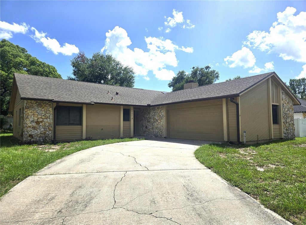 Photo of 8422 Margarita Drive, Orlando, FL 32817 (MLS # O6425526)