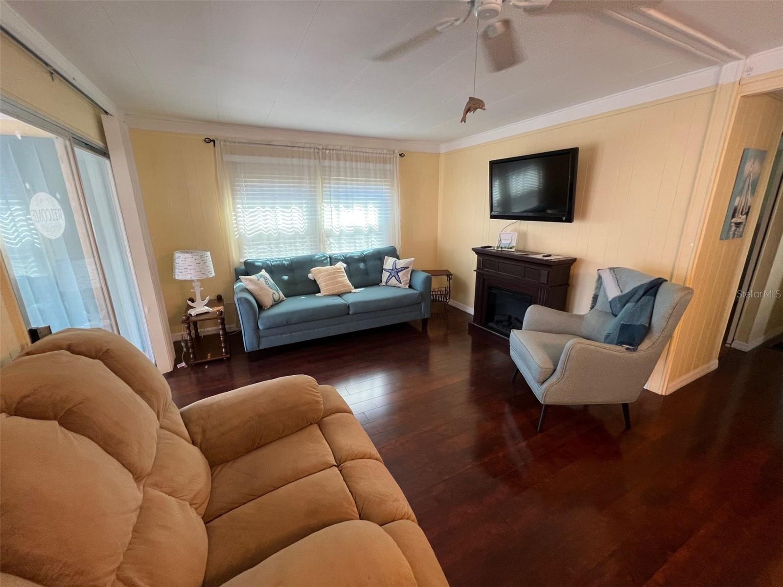 PALM HILL MOBILE HOME PARK UNREC - Residential