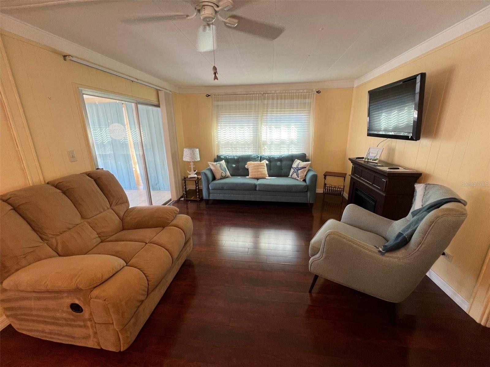 PALM HILL MOBILE HOME PARK UNREC - Residential