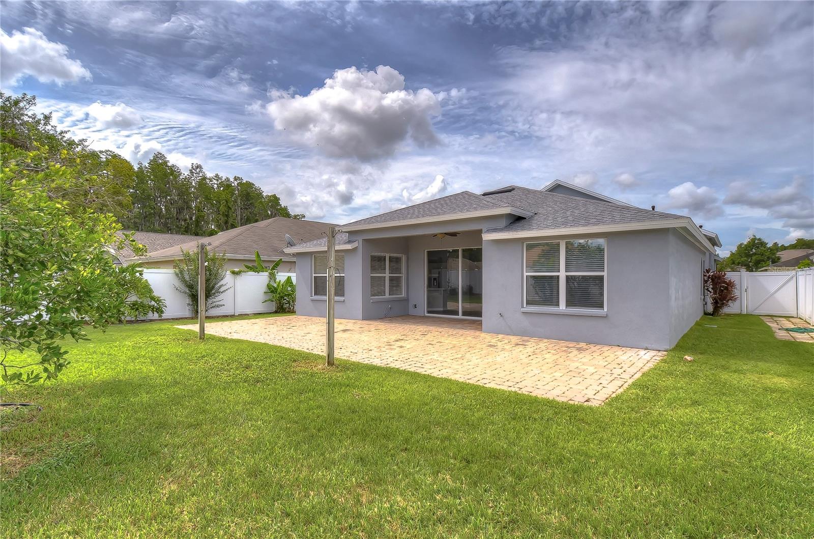 MEADOW POINTE PRCL 15 UNIT 02 REP - Residential Lease